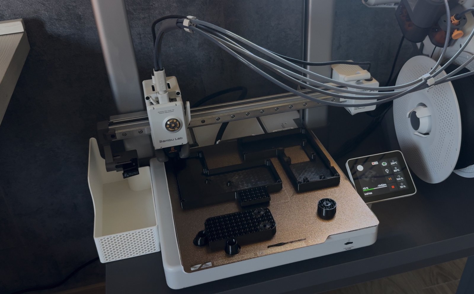 Fabricación mediante impresión 3D de las piezas del estor inteligente